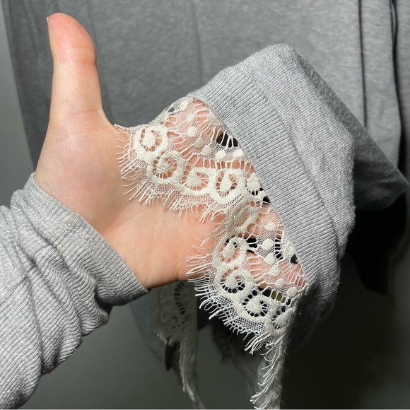 Laura Womens Grey Lace Trim V-Neck long balloon sleeve preppy knit sweater in 3X - Picture 6 of 8